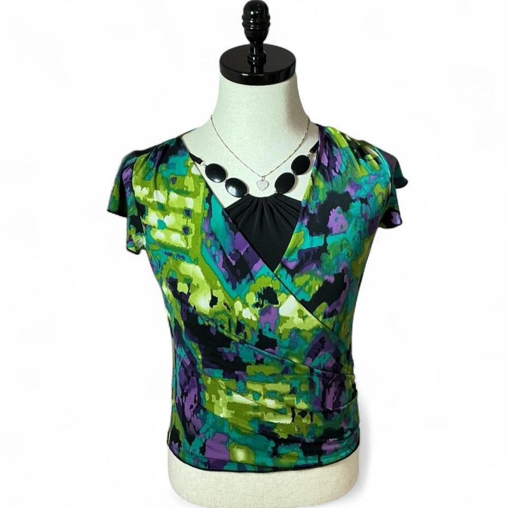IZ Amy Tang Colorful Print‎ Surplice Top Blouse Short Sleeve